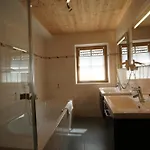 Dorfappartements شقة