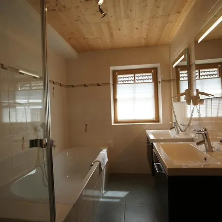 瑟尔多福公寓 公寓